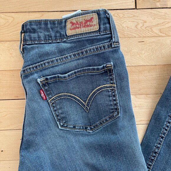 Levi’s 518 Superlow Low Rise Y2K Bootcut Jeans Women’s W26 L32 Blue Denim Sz 3 - Picture 5 of 7